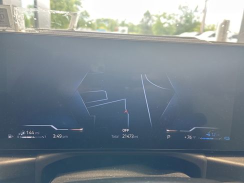 Used 2023 BMW 330e xDrive w/ M Sport Package image 12