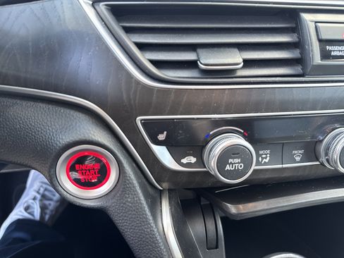 Used 2019 Honda Accord EX-L image 27