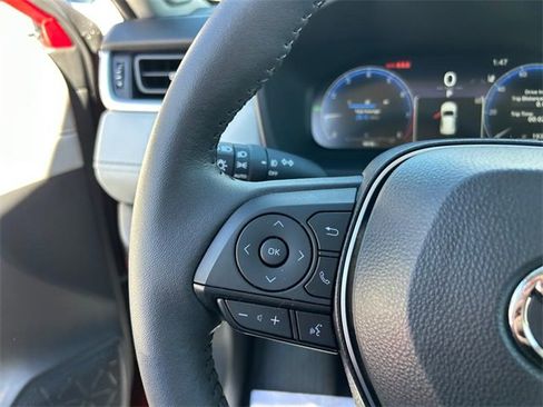 Used 2025 Toyota RAV4 Limited image 22