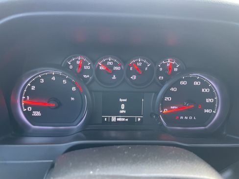 Used 2020 Chevrolet Silverado 1500 Custom w/ Custom Value Package image 17