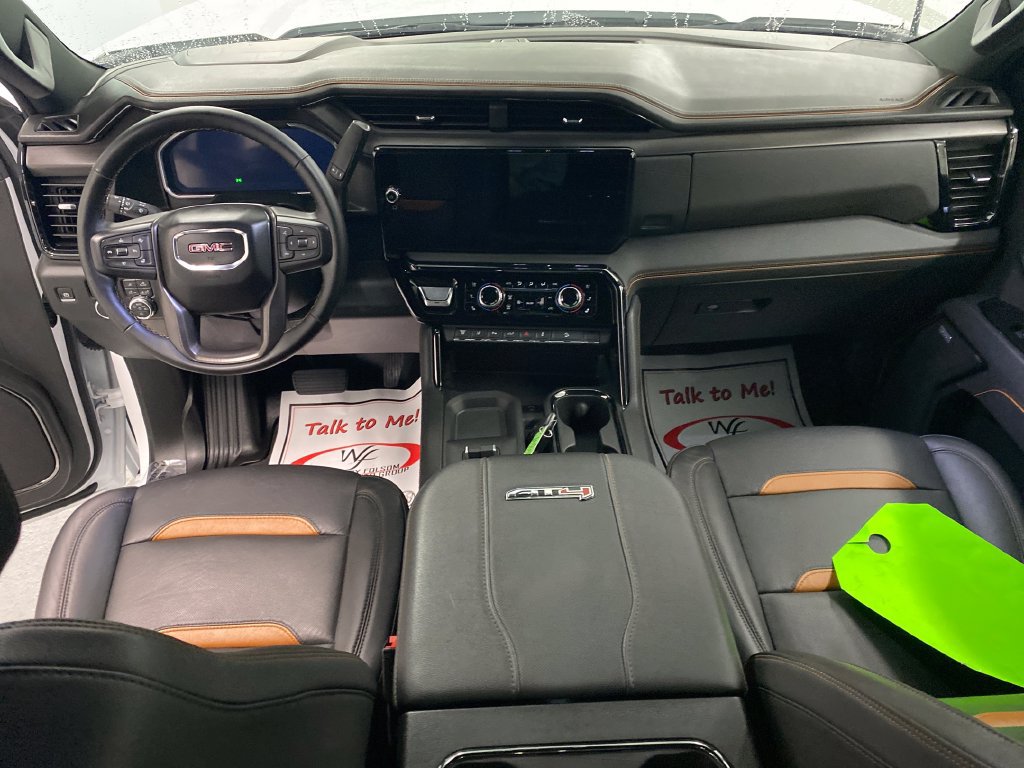 Used 2026 GMC Sierra 2500 AT4 AWD/4WD image 18