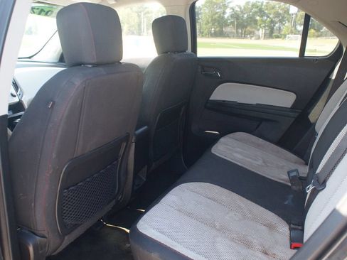 Used 2017 Chevrolet Equinox LT w/ Convenience Package FWD image 11