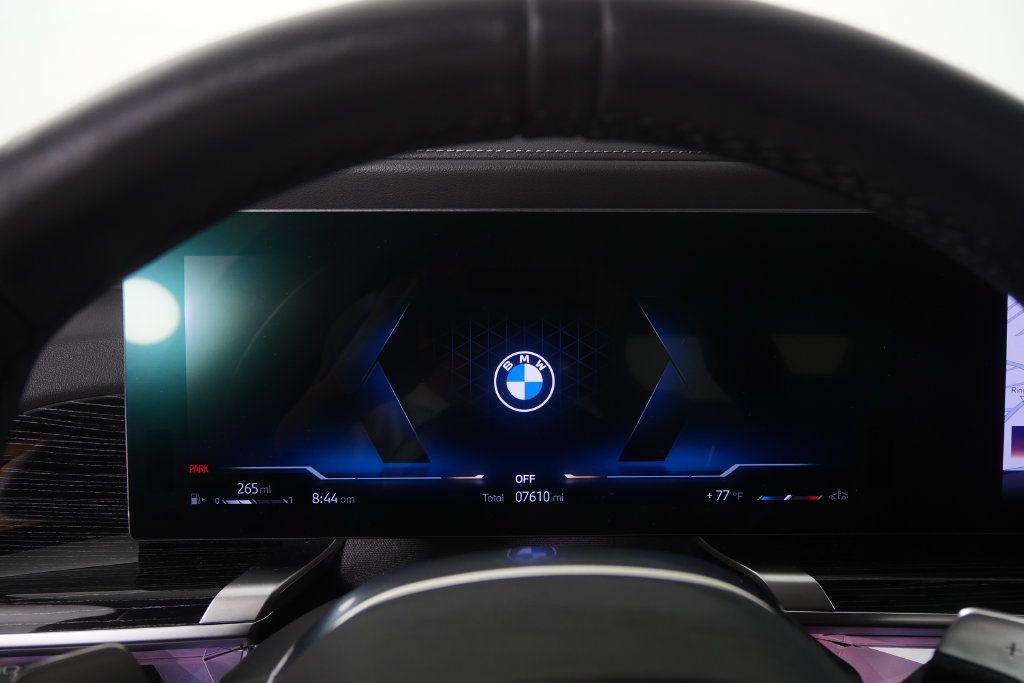 Certified 2026 BMW 740i RWD image 22