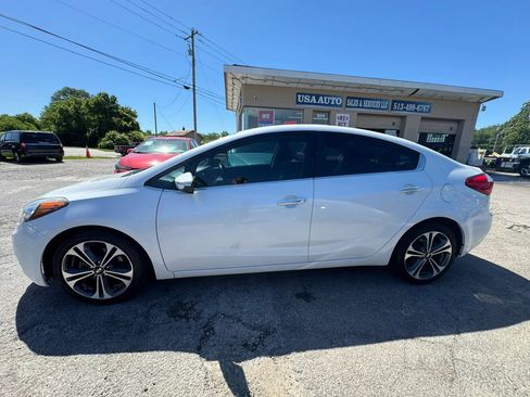 Used 2016 Kia Forte EX FWD image 3