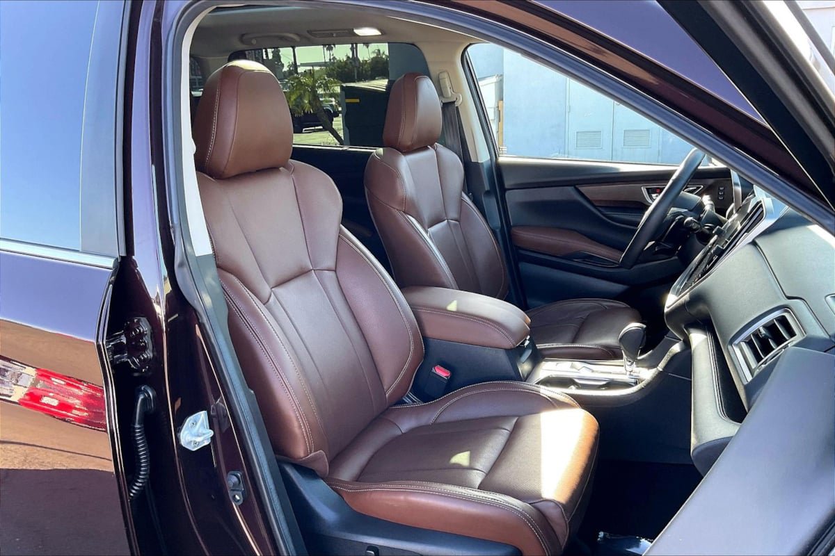 Used 2023 Subaru Ascent Touring AWD/4WD image 7
