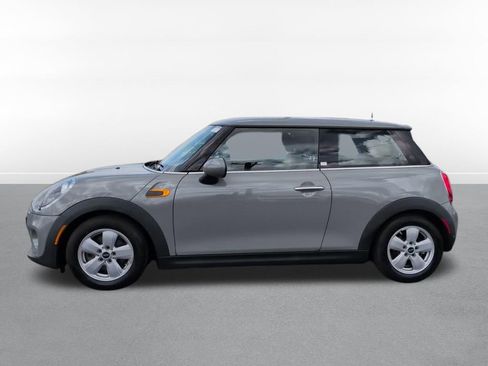 Used 2019 MINI Cooper 2-Door Hardtop FWD image 8