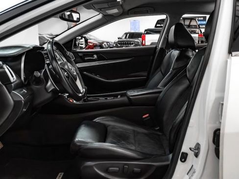 Used 2016 Nissan Maxima SR image 4