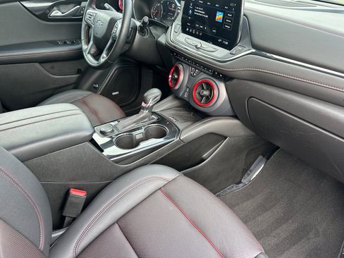 Used 2025 Chevrolet Blazer RS image 20