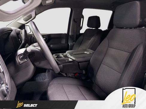 Used 2021 Chevrolet Silverado 1500 Custom Trail Boss AWD/4WD image 22