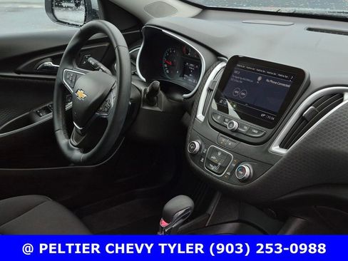 Used 2024 Chevrolet Malibu RS image 9