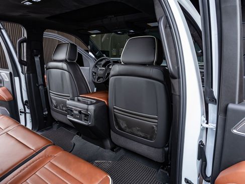 Used 2026 GMC Sierra 3500 Denali Ultimate AWD/4WD image 30