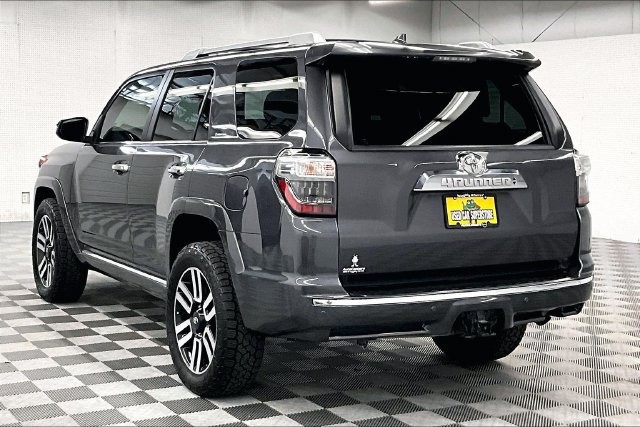 Used 2023 Toyota 4Runner Limited AWD/4WD image 2