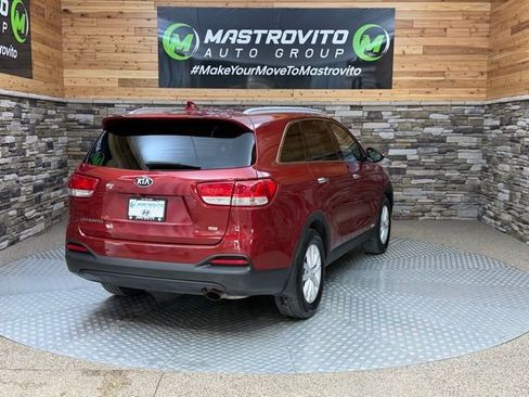 Used 2018 Kia Sorento AWD image 9