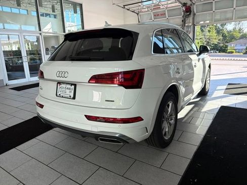 Used 2023 Audi Q5 2.0T Premium w/ Convenience Package AWD/4WD image 5