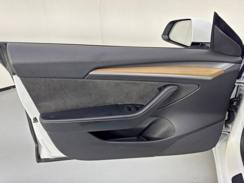 Used 2022 Tesla Model 3 Long Range image 42