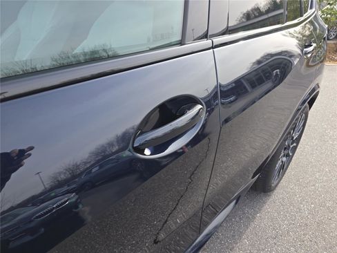 Certified 2026 BMW X5 xDrive50e w/ Executive Package image 14