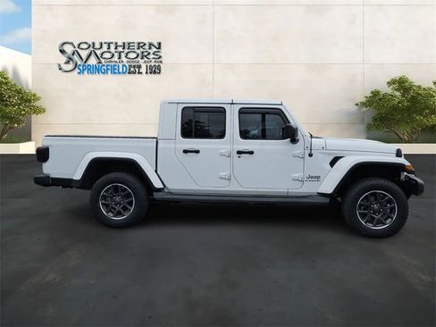 Used 2021 Jeep Gladiator Overland w/ Popular Equipment Package AWD/4WD image 6