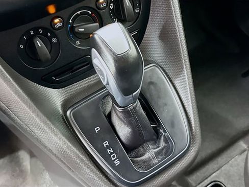 Used 2015 Ford Transit Connect XL image 15