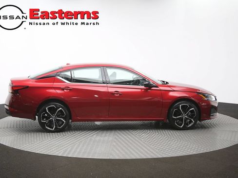 Used 2023 Nissan Altima 2.5 SR AWD/4WD image 43