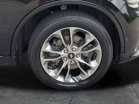 Used 2019 Dodge Durango R/T w/ Technology Group AWD/4WD image 11