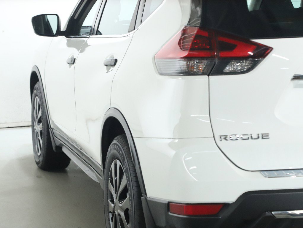 Used 2018 Nissan Rogue S AWD/4WD image 38