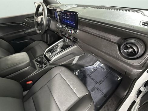 Used 2024 Chevrolet Colorado W/T w/ WT Convenience Package image 32