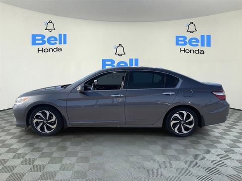 Certified 2017 Honda Accord EX-L image 2
