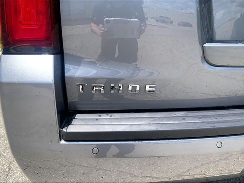Used 2019 Chevrolet Tahoe LT AWD/4WD image 32