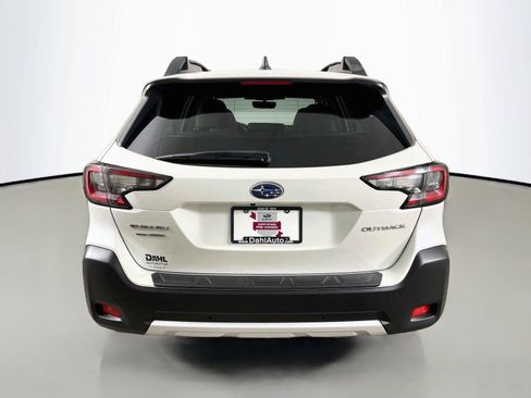 Used 2024 Subaru Outback Limited AWD/4WD image 12