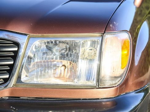 Used 1998 Toyota Land Cruiser image 5