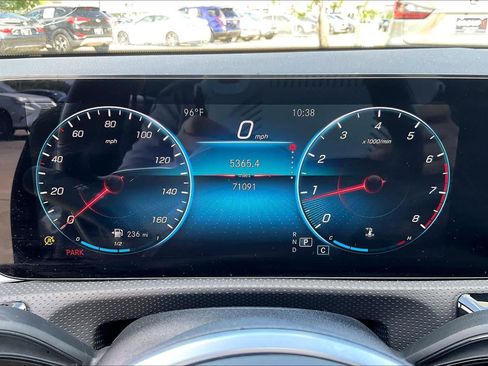 Used 2022 Mercedes-Benz A 220 image 23