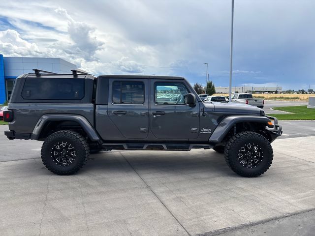Used 2021 Jeep Gladiator Overland w/ Trailer Tow Package AWD/4WD image 2