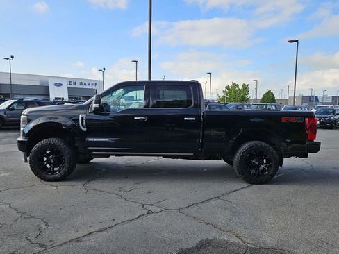 Used 2022 Ford F350 Limited AWD/4WD image 9
