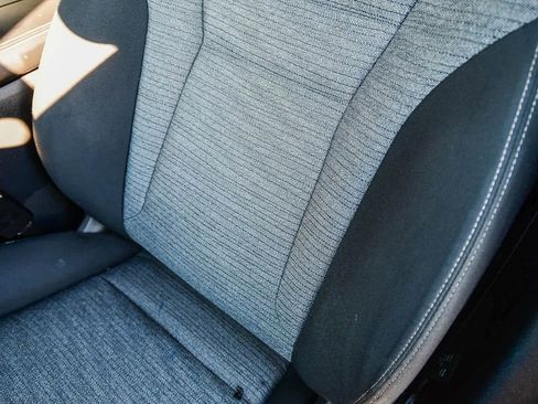 Used 2023 Nissan Rogue SV image 27