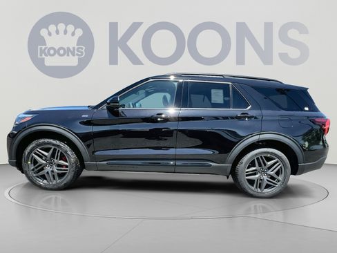 New 2026 Ford Explorer ST-Line w/ ST-Line Street Pack AWD/4WD image 7