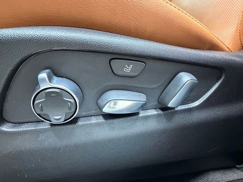 Used 2025 Cadillac XT4 Sport AWD/4WD image 23