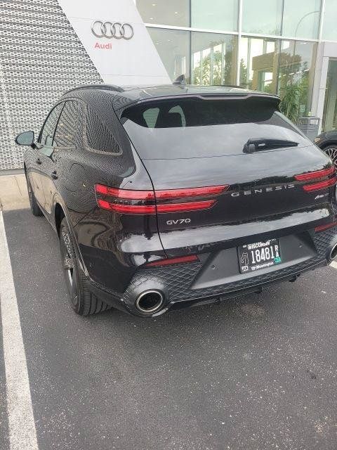 Used 2024 Genesis GV70 3.5T Sport w/ Sport Advanced Package AWD/4WD image 8