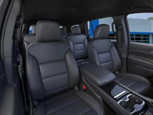 New 2026 Chevrolet Traverse LT w/ Midnight/Sport Edition FWD image 16