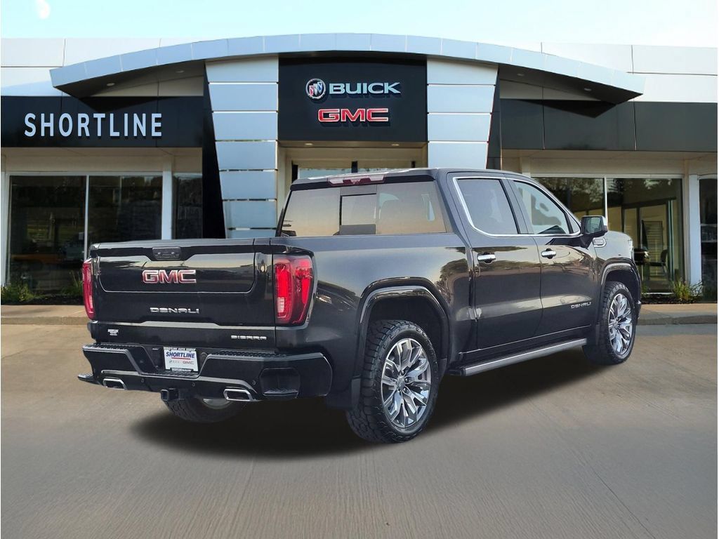 Used 2024 GMC Sierra 1500 Denali AWD/4WD image 3