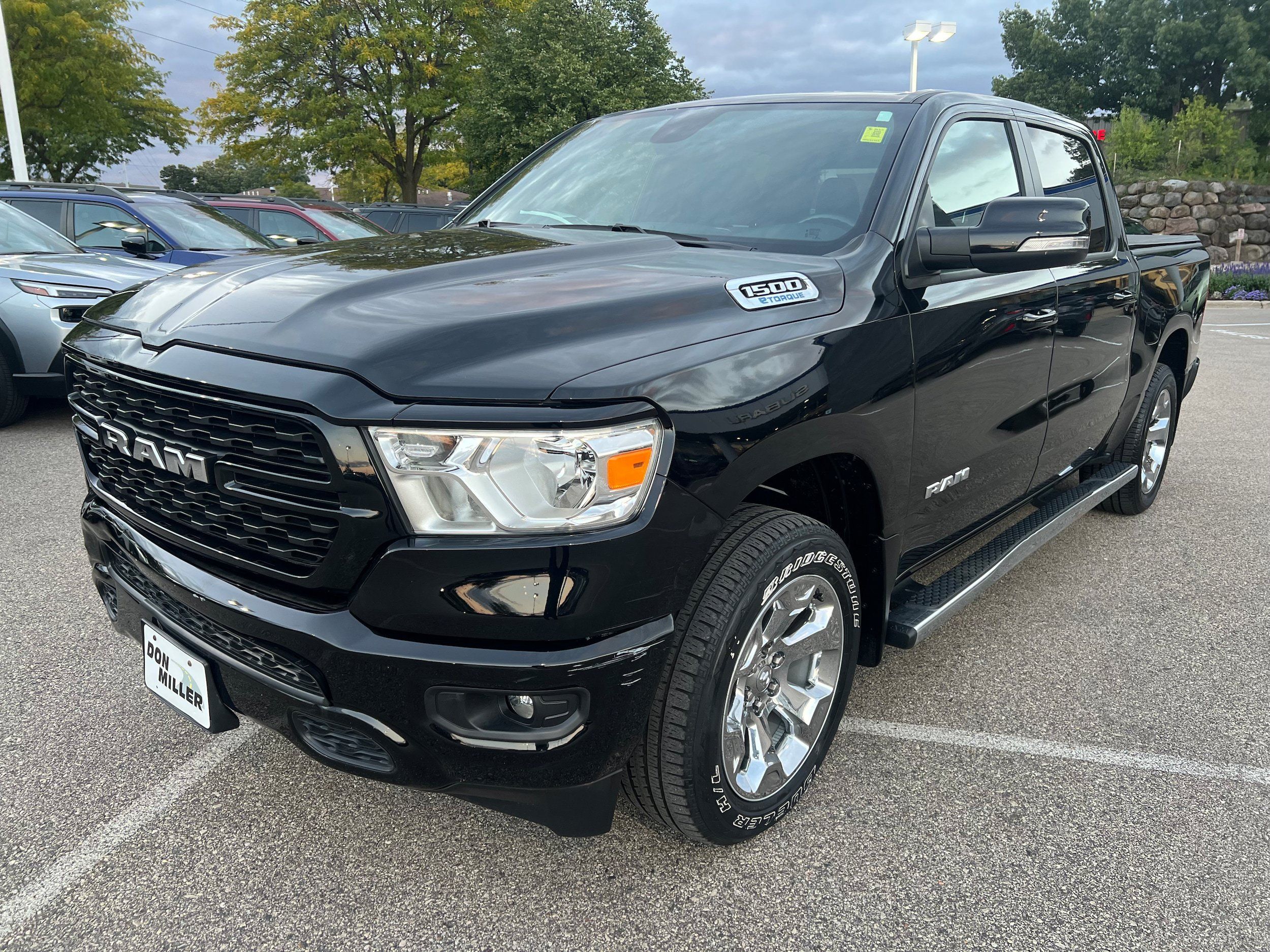 Used 2022 RAM 1500 Big Horn AWD/4WD image 3