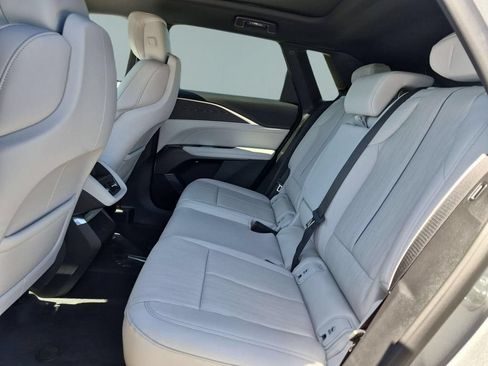 New 2026 Cadillac Lyriq Luxury AWD/4WD image 24