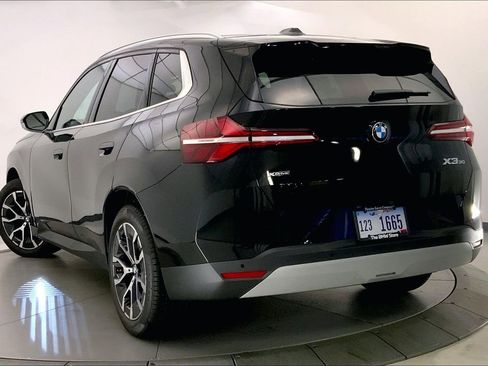 New 2026 BMW X3 xDrive30 w/ Premium Package image 2