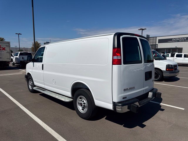 Used 2025 GMC Savana 2500 w/ Driver Convenience Package RWD image 6