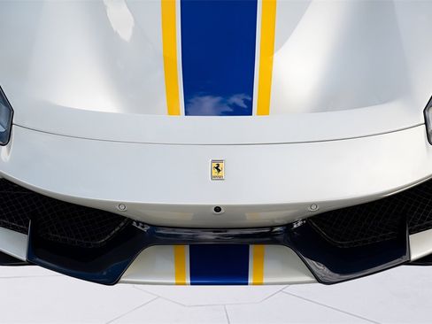 Used 2020 Ferrari 488 Pista Spider image 13