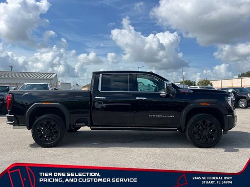 New 2026 GMC Sierra 2500 Denali w/ Denali Reserve Package AWD/4WD image 8