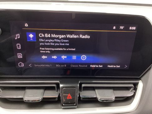 Used 2025 Chevrolet TrailBlazer LT FWD image 20
