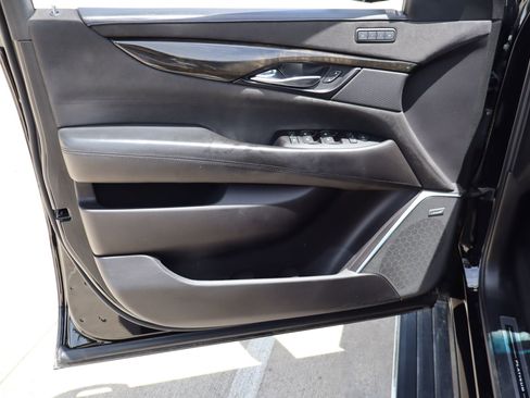 Used 2020 Cadillac Escalade ESV Platinum AWD/4WD image 11