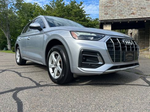 Used 2023 Audi Q5 2.0T Premium w/ Convenience Package AWD/4WD image 11