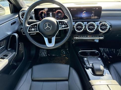 Used 2022 Mercedes-Benz A 220 image 19