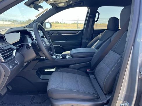 New 2025 GMC Acadia Elevation image 22